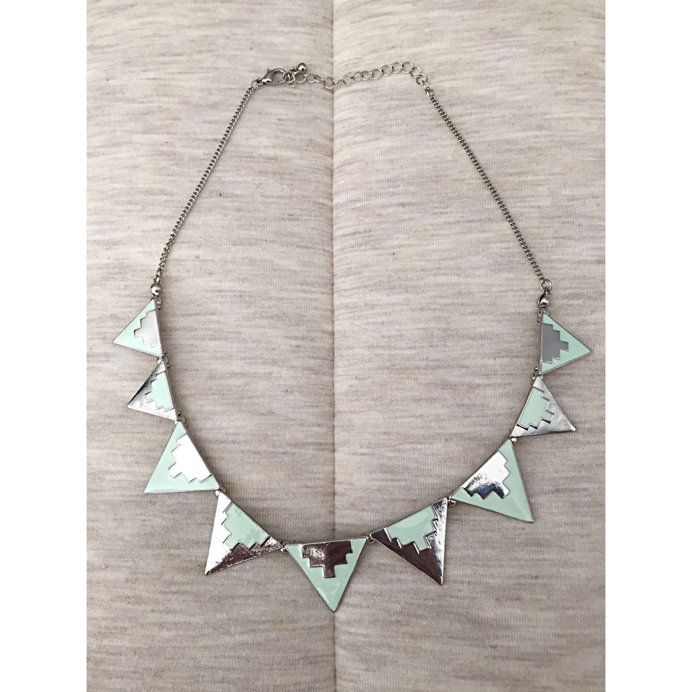 Mint Green and Silver, Short Necklace.